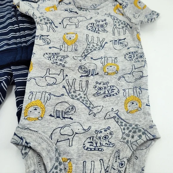 Striped Navy and Gray Hoodie And Pants With Grey Onesi Shirt And A Pair Of Shoes - Picture 3 of 7